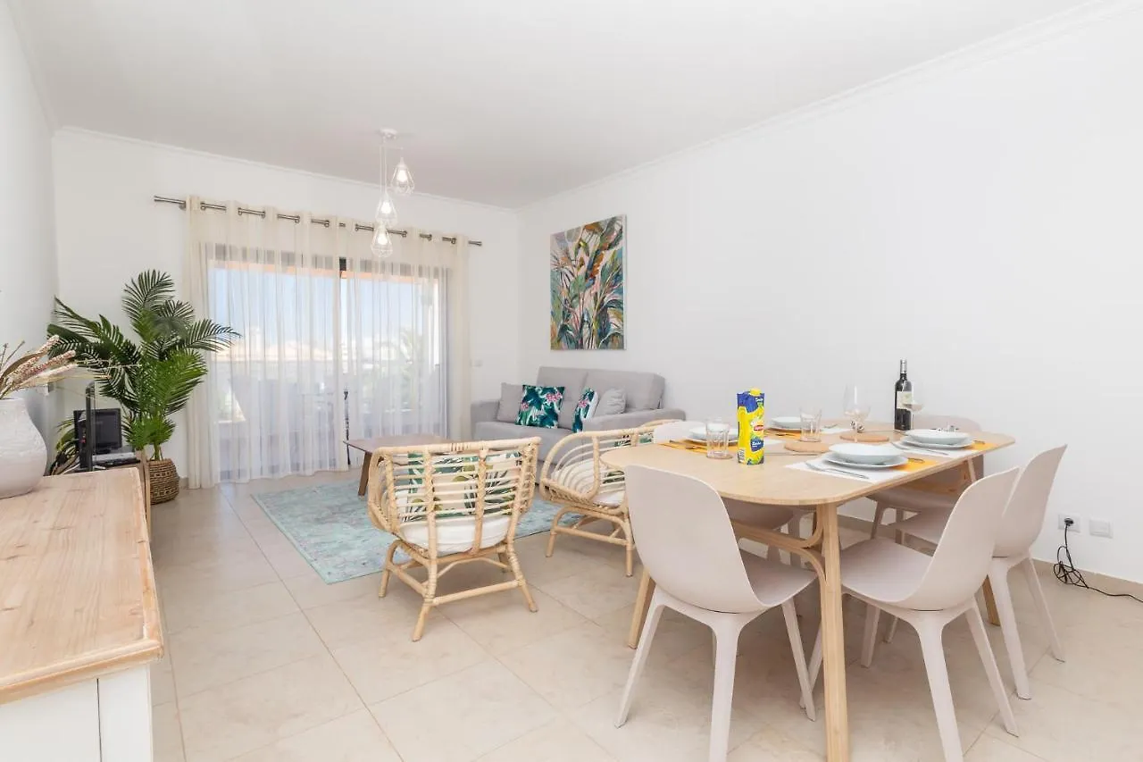 Santa Maria Apartment At Porto De Mos Beach Lagos